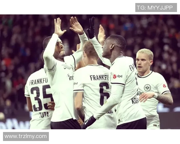 德甲球星精彩赛事全程直播 足球迷必看对决实时更新