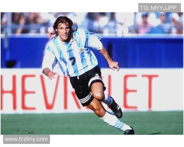 足球明星穿篮球球衣号码的背后故事与意义探讨